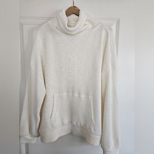 SUPER COZY waffle turtleneck sweater GAP size XL Cream Color So soft NWOT